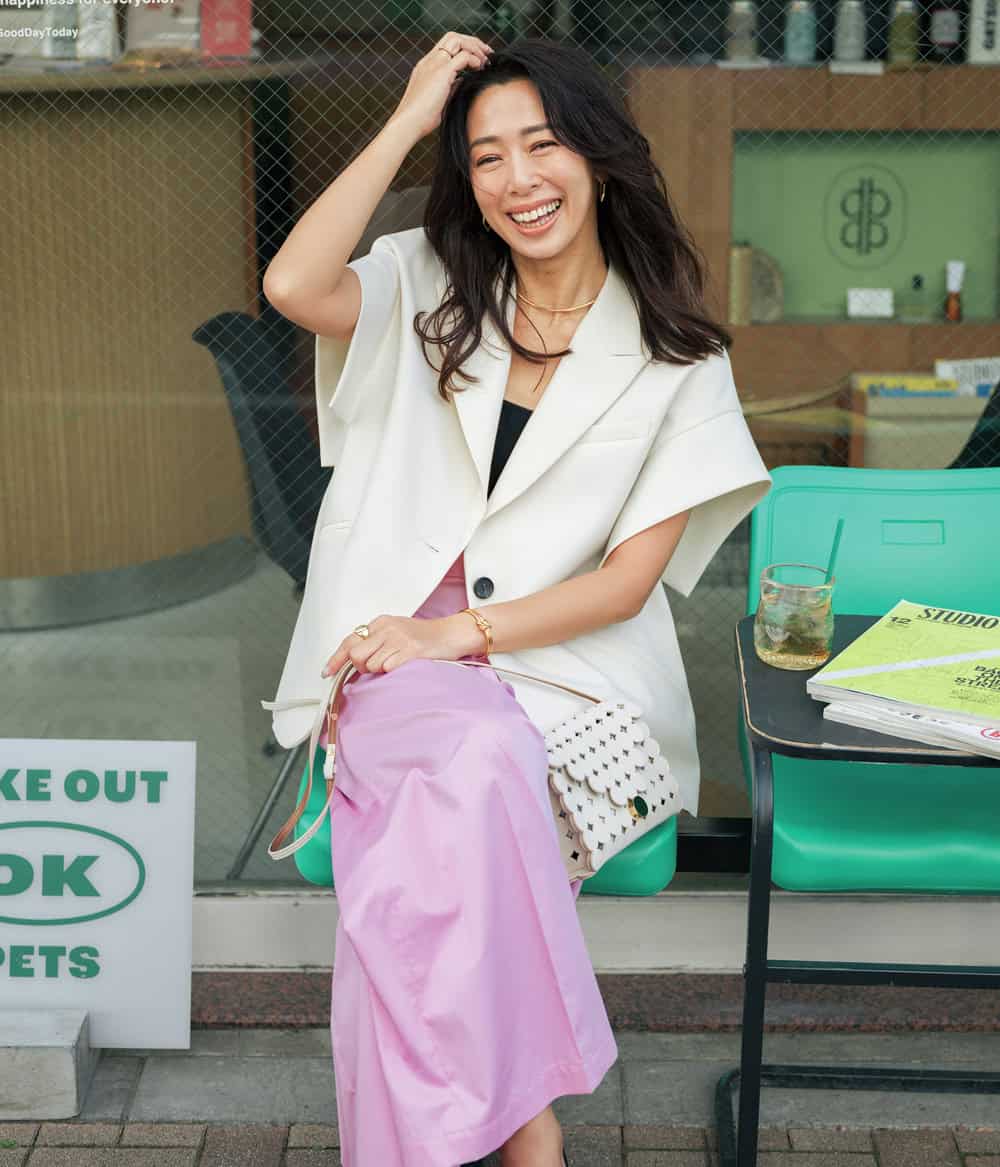 野沢和香 半袖ジャケット ピンクパンツ コーデ
