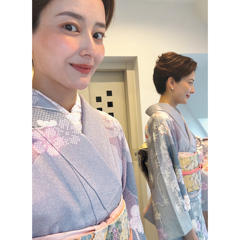 着物を着た原田夏希さん