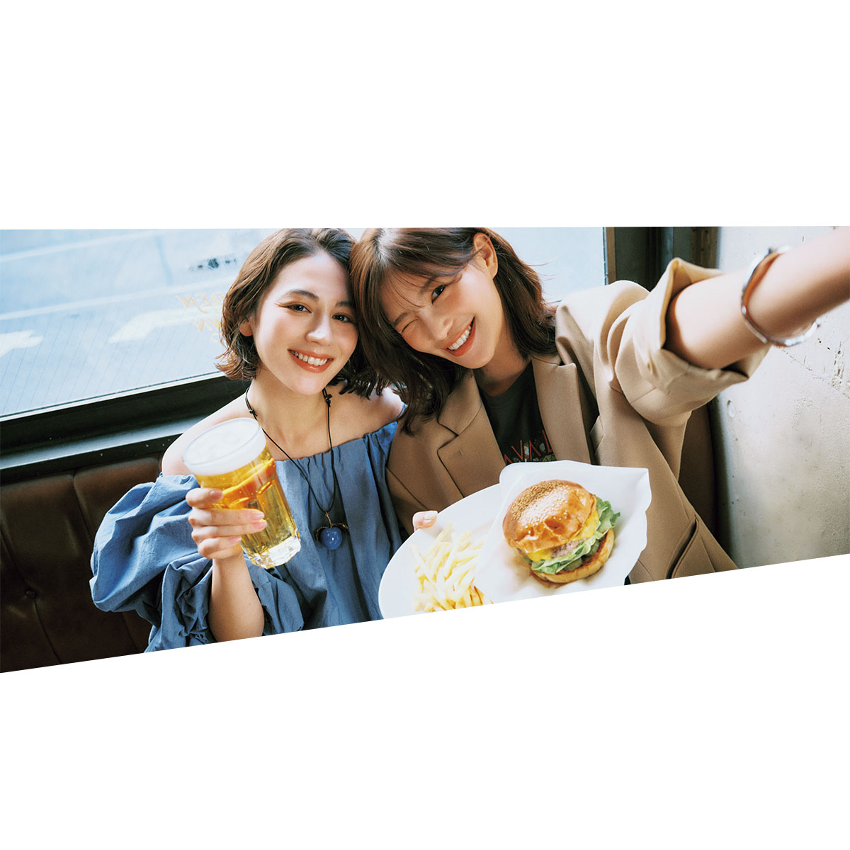 友人同士のひさびさの再会