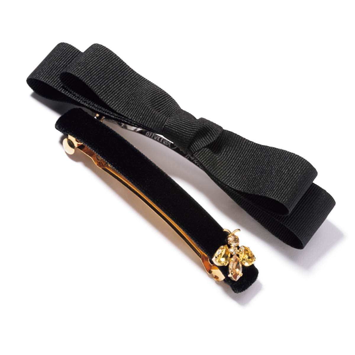 リボン方のバレッタとビジューがついたバレッタ