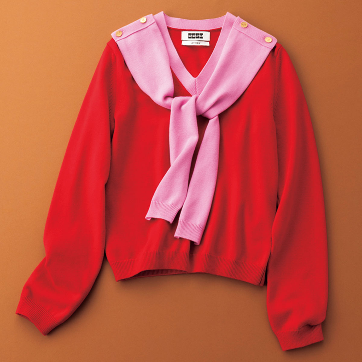 赤とピンクのドッキングニット