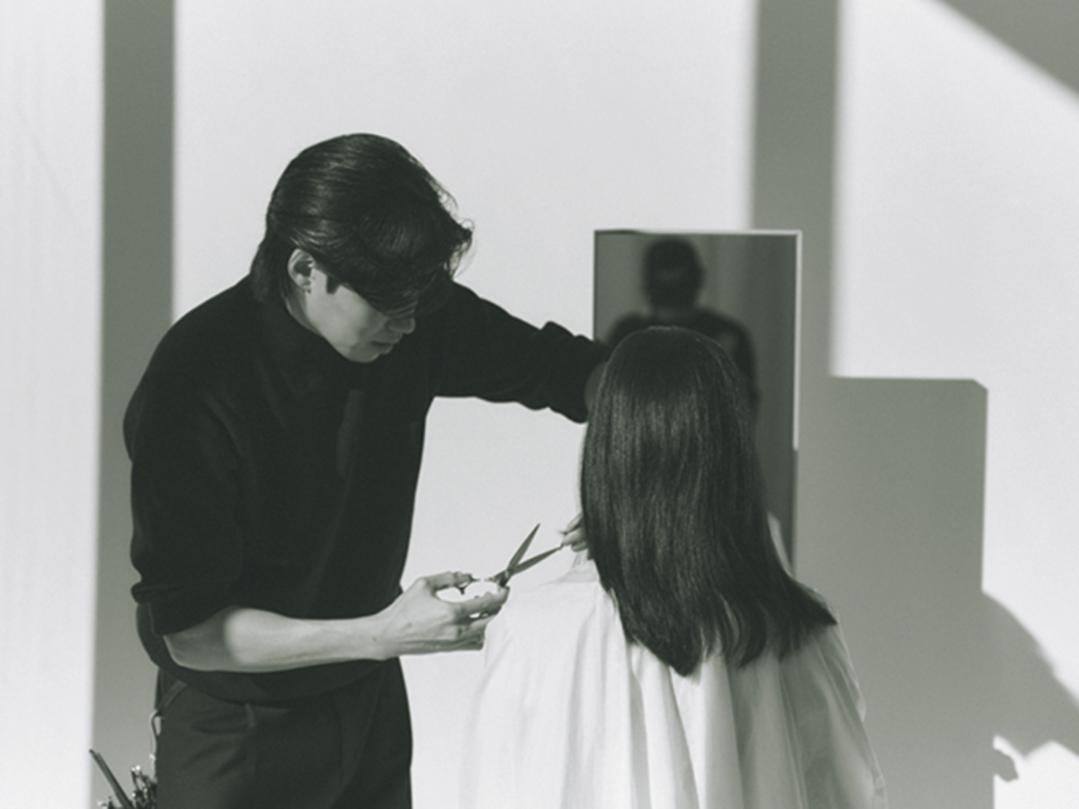 咲和希さんのヘアカット風景