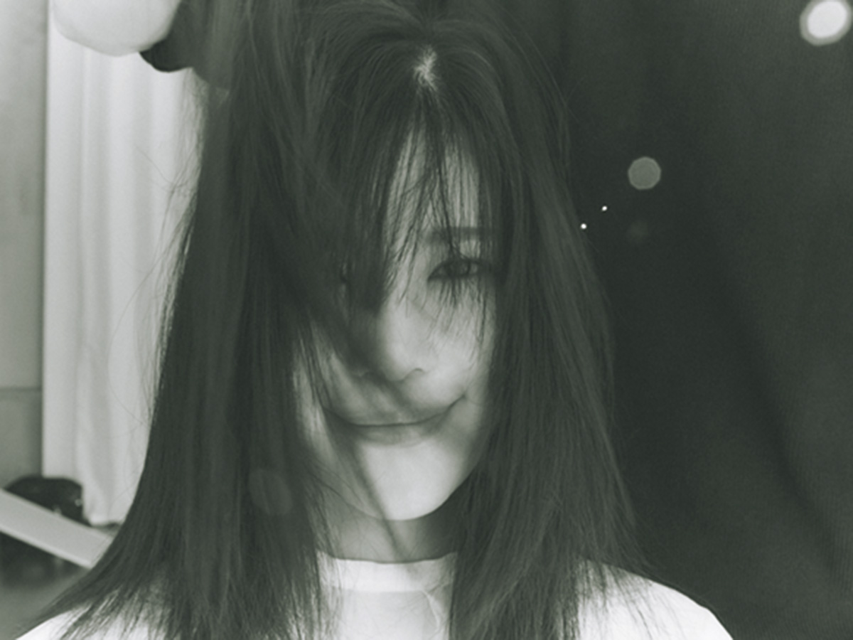 咲和希さんのヘアカット風景