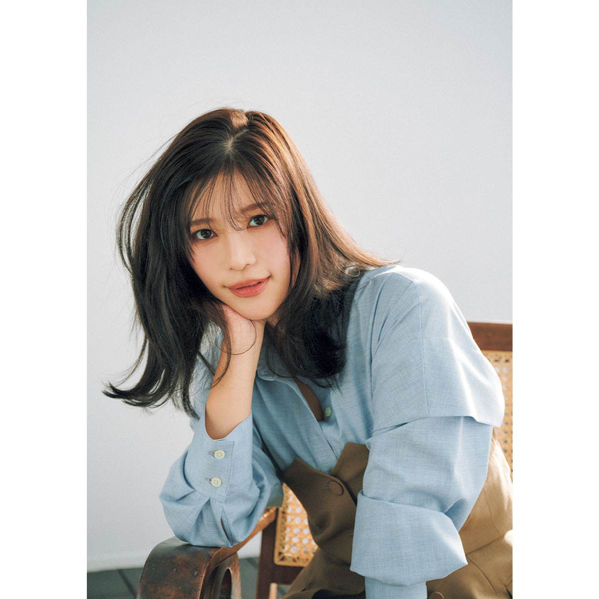 鎖骨レングス、暗髪にヘアチェンジした咲和希さん