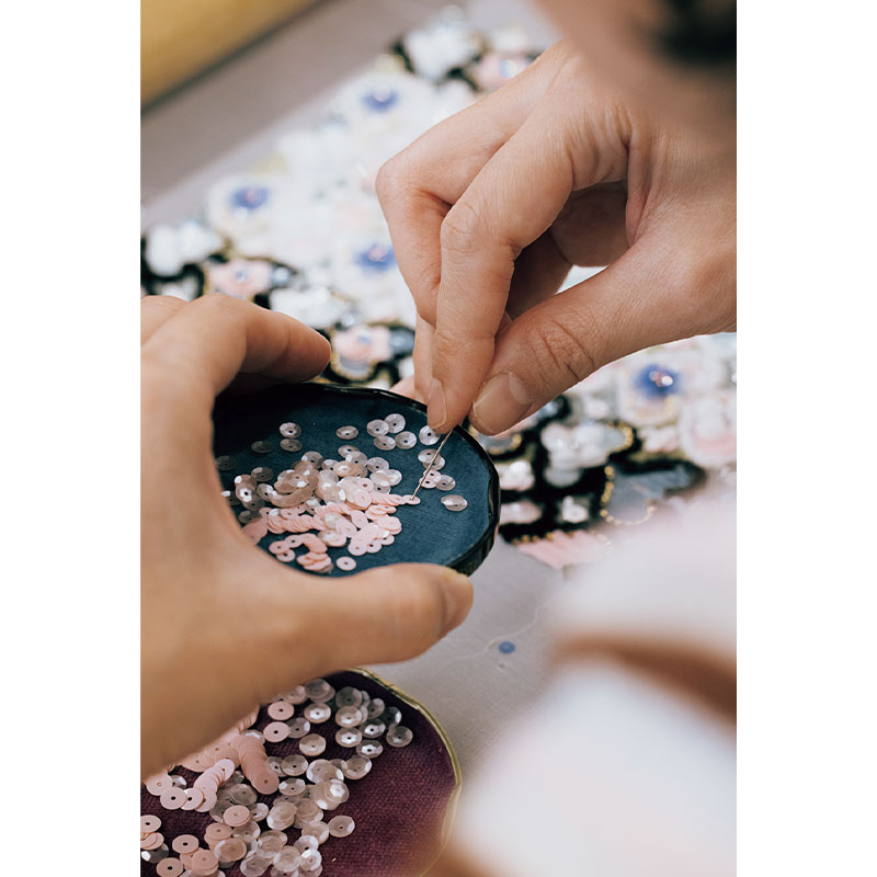 シャネルの刺繍を手掛けるアトリエ モンテックス