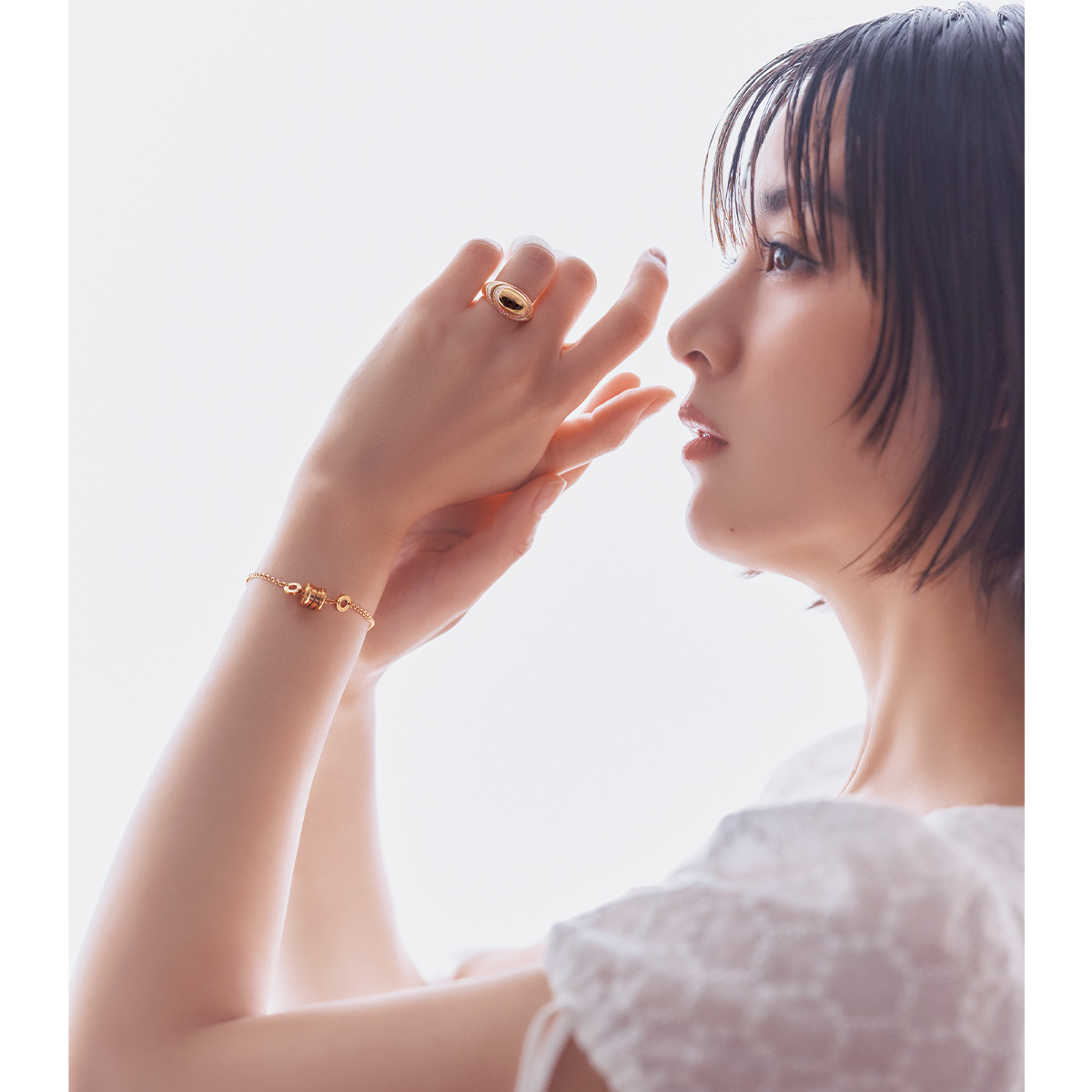 「ブルガリ カボション」リング,「ビー・ゼロワン」ブレスレット