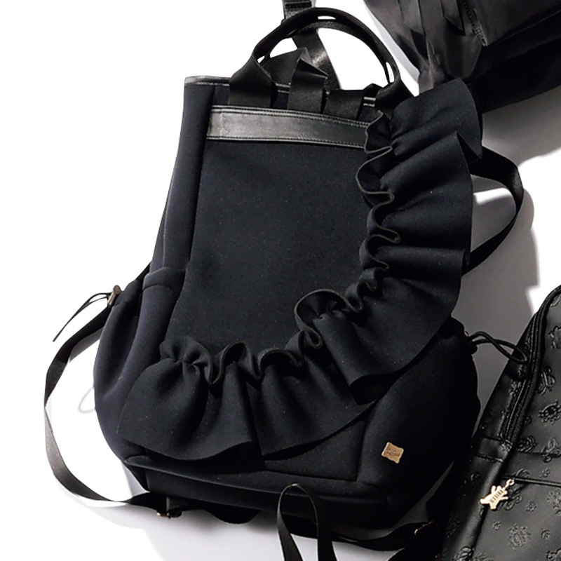 フリルがついたラプチャーのリュック