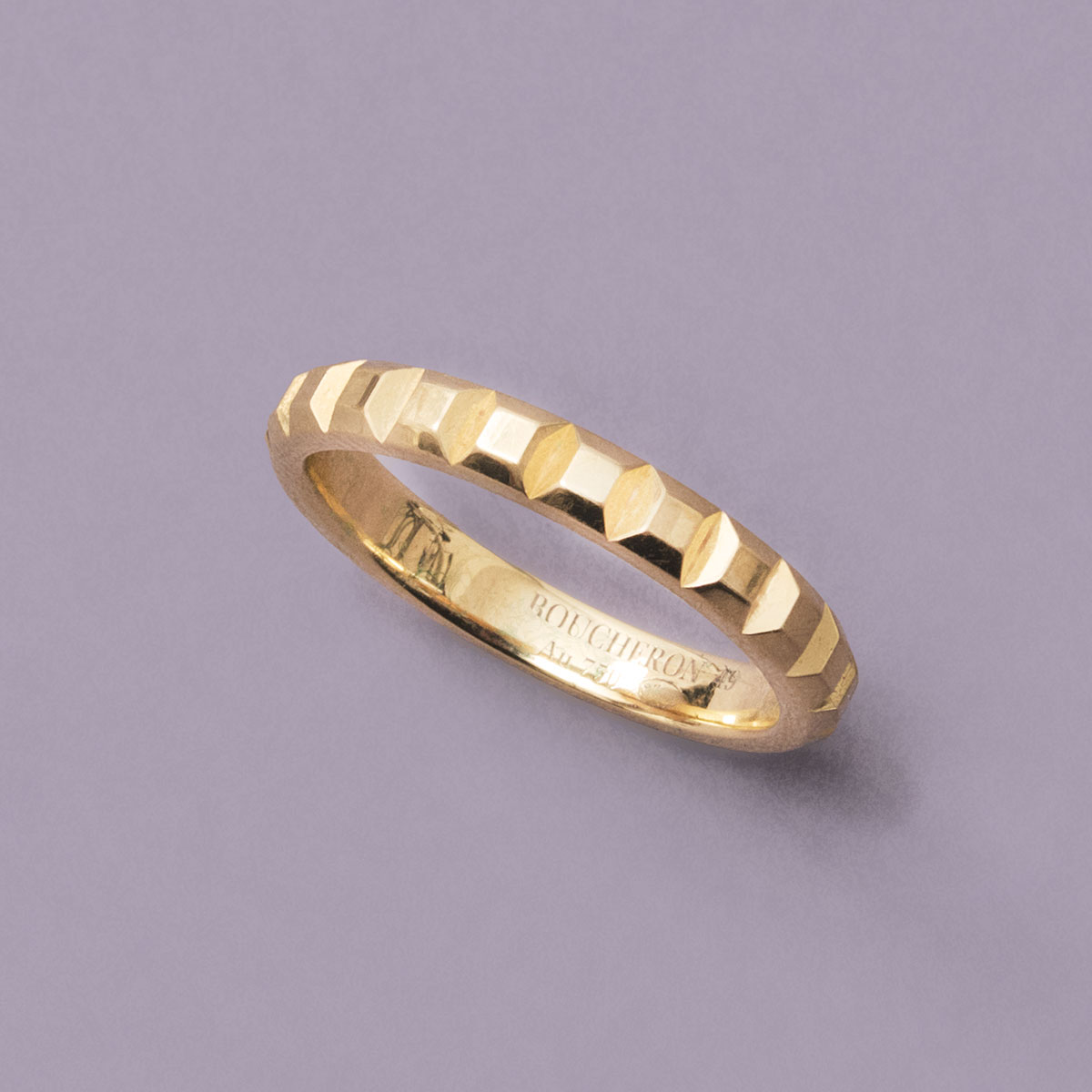 BOUCHERONのリング