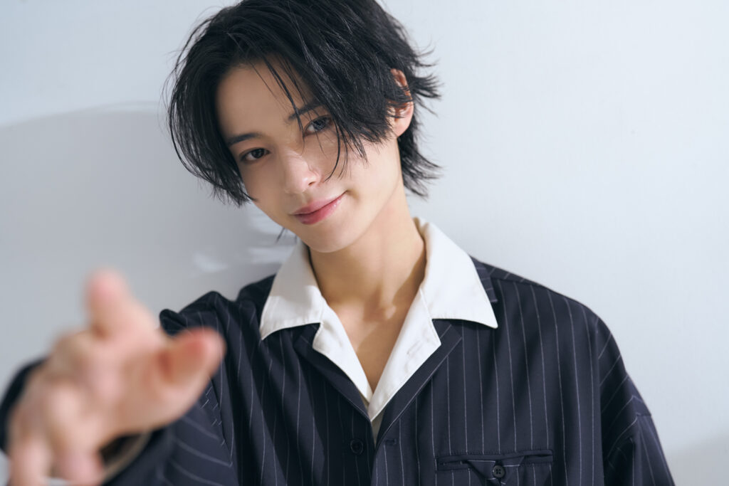 俳優　冬野心央