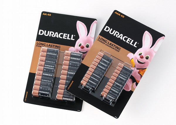 コストコ　（左）DURACELL 単3アルカリ乾電池 40本パック（右）DURACELL 単4アルカリ乾電池 40本パック 