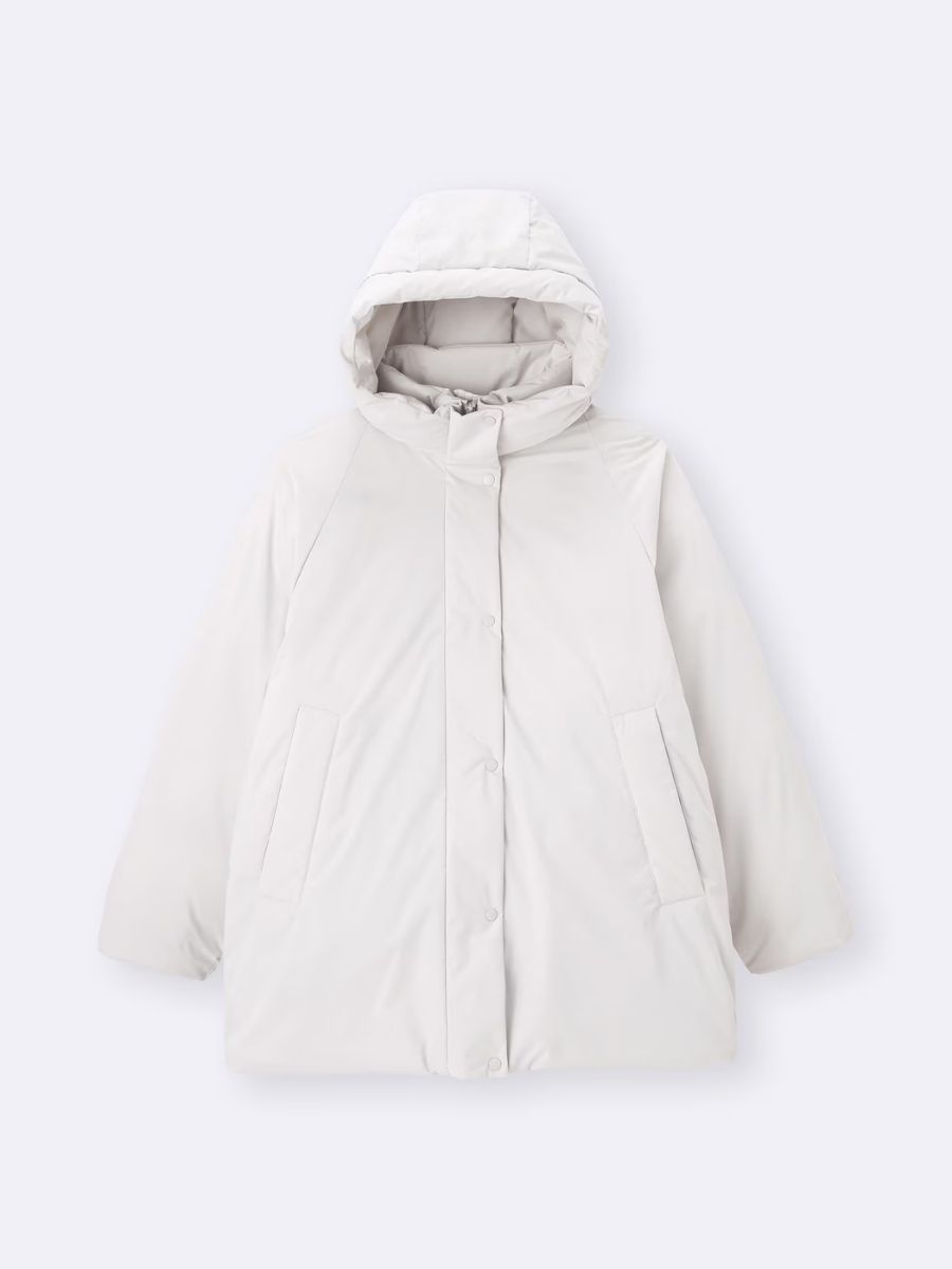 GUのウォームパデッドステッチレスコート