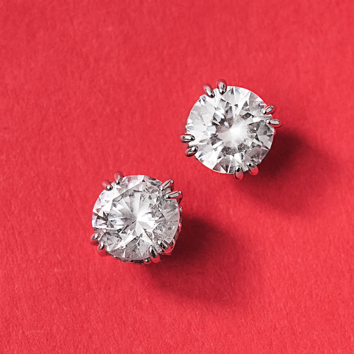 SWAROVSKIのピアス