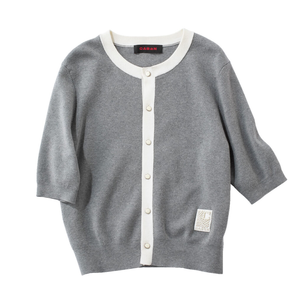 キャバンの5分袖カーデ