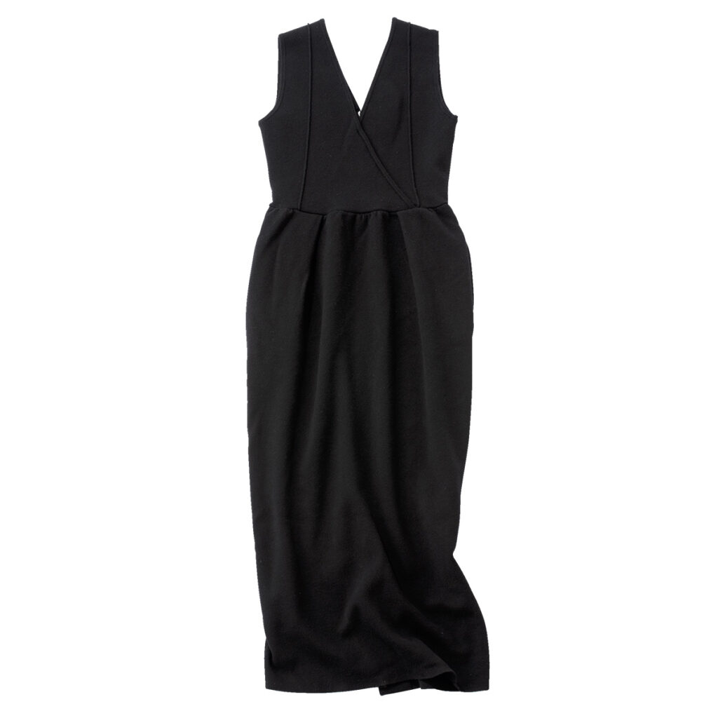 L’AUBE BLANCのニットワンピ