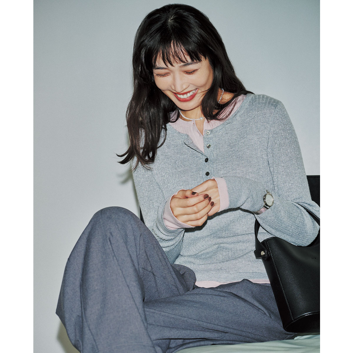 ドッキングデザイントップスのコーデ