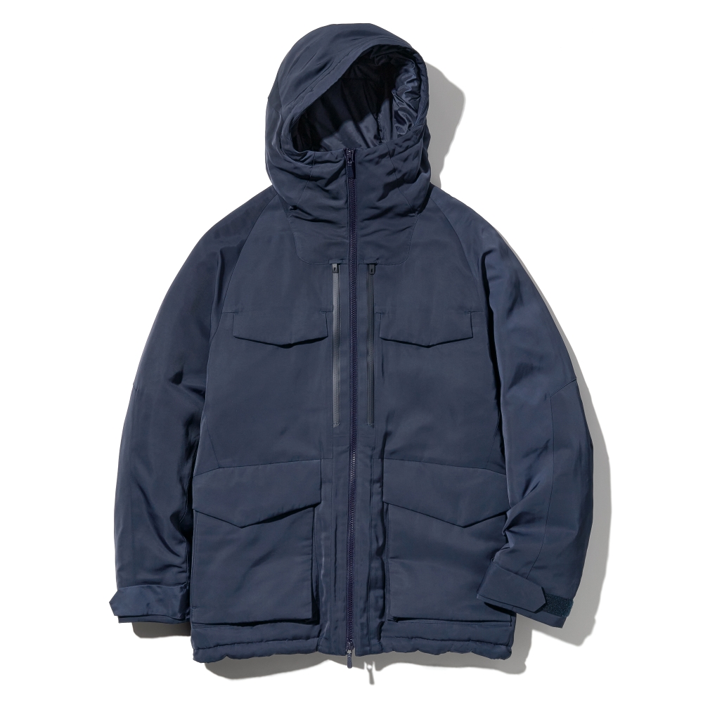 UNIQLO and White Mountaineering（ユニクロアンドホワイトマウントニアリング）のハイブリッドダウンオーバーサイズパーカ３