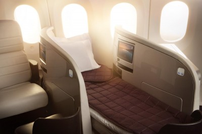 変換 ～ Boeing 7879 Business Premier Lie Flat Bed-0156530