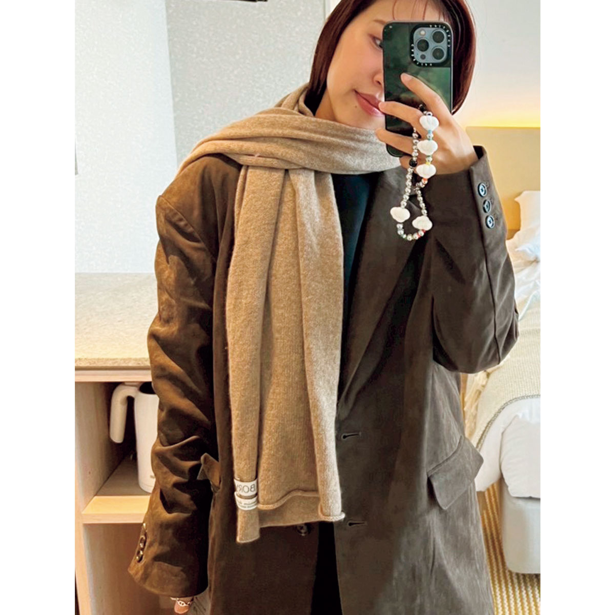 ELBORNのマフラー