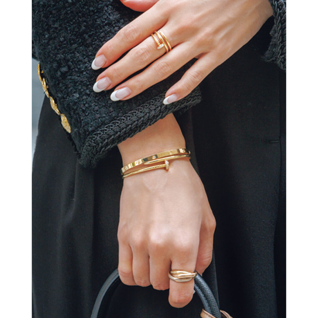 LOVEブレスレットとジュスト アン クル