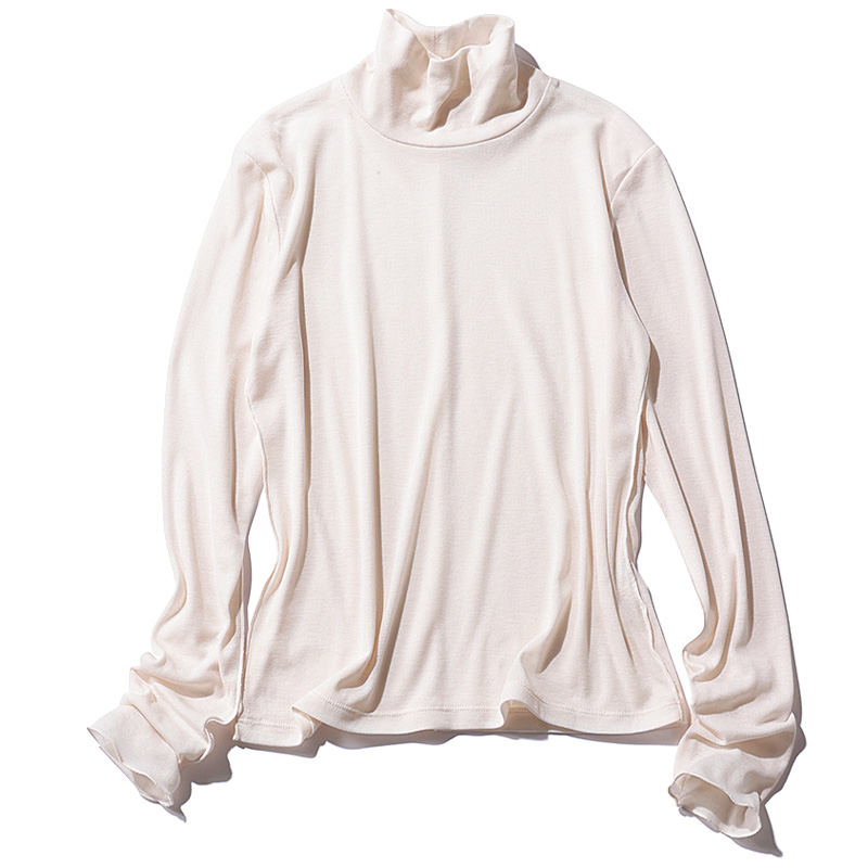 GUのシアータートルカットソー