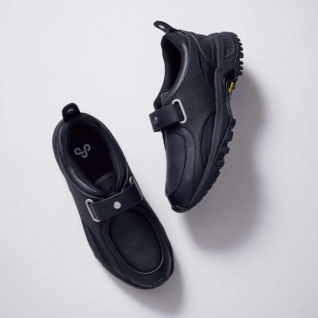 スニーカーローファー