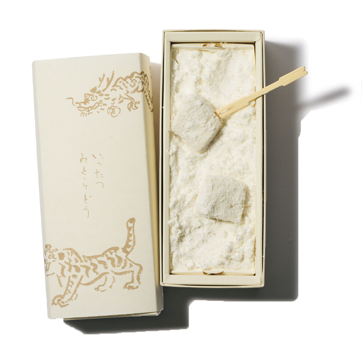 いったつみとらどうの椰子の白わらび餅