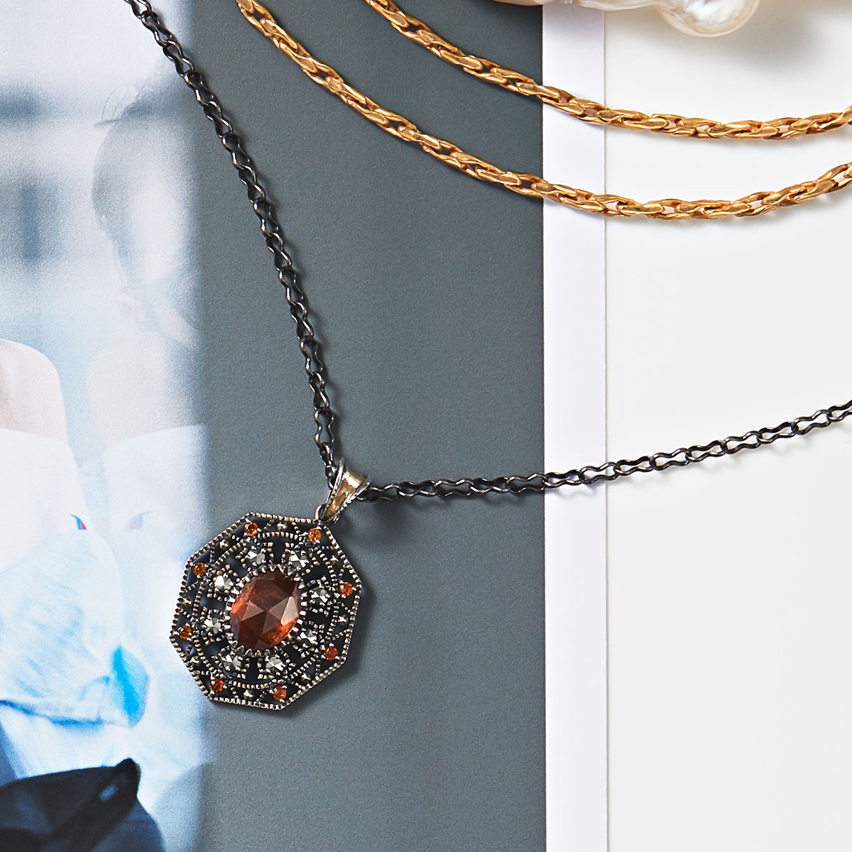 ペンダントトップ