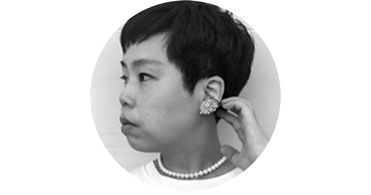 スタイリスト三好彩さん