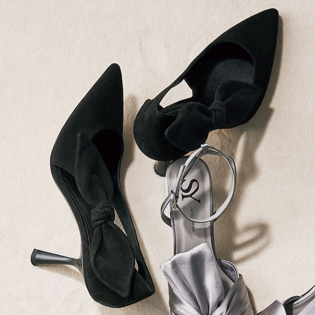 リボンパンプス