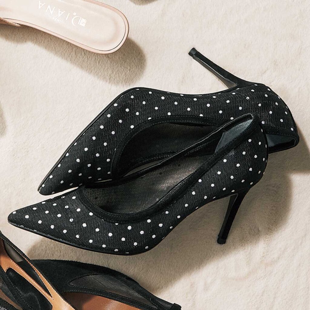 ドットチュールパンプス