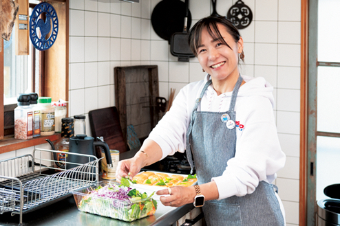 コストコインフルエンサーaoさんが料理中