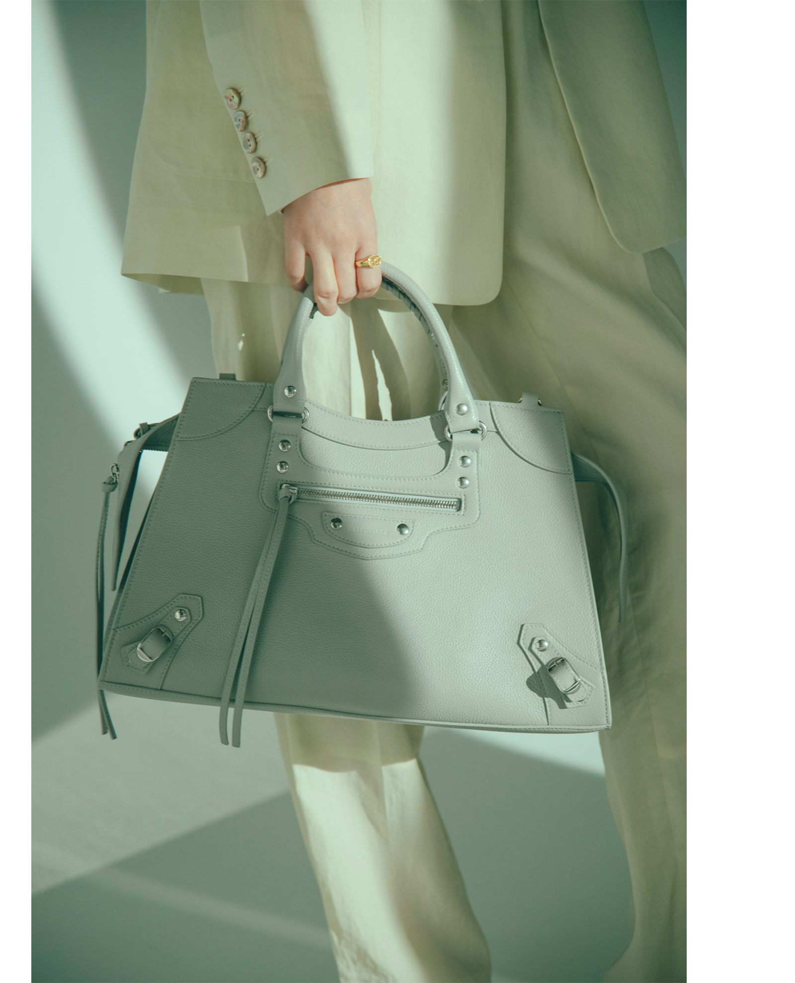 BALENCIAGA