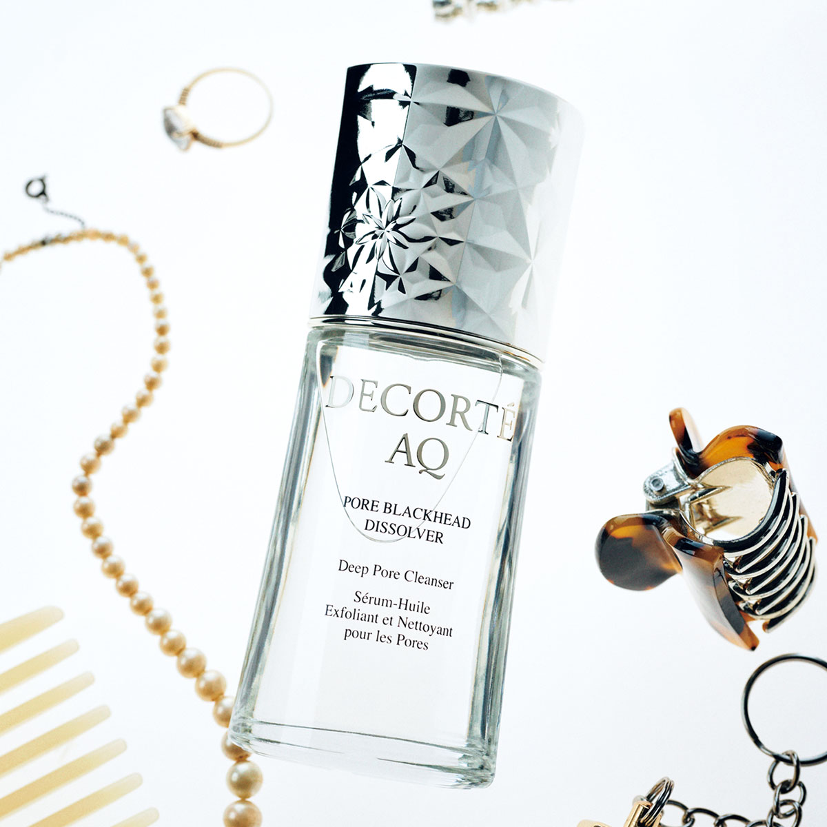 DECORTÉのコスメデコルテAQ 毛穴美容液オイル