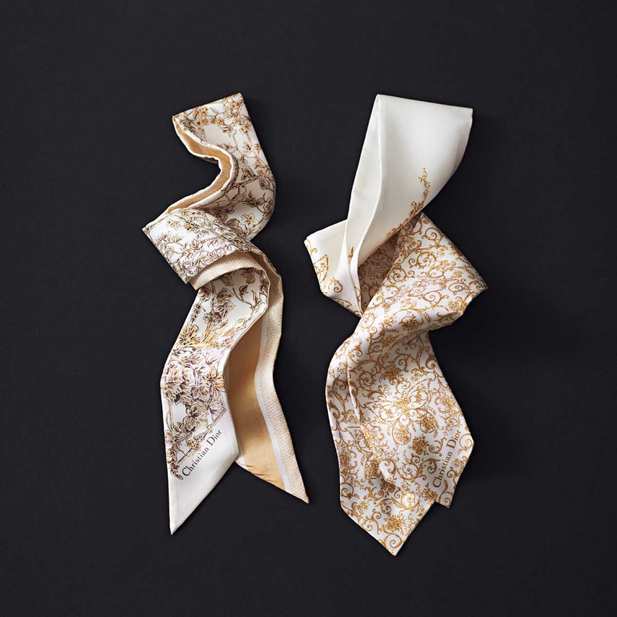 ディオールのスカーフ