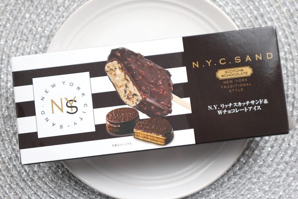 「N.Y.リッチスカッチサンド＆Ｗチョコレートアイス」