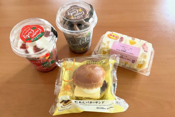 フローズンドリンク2種類と、あんバターサンド、フルーツサンドを並べたところ。すべて新作。