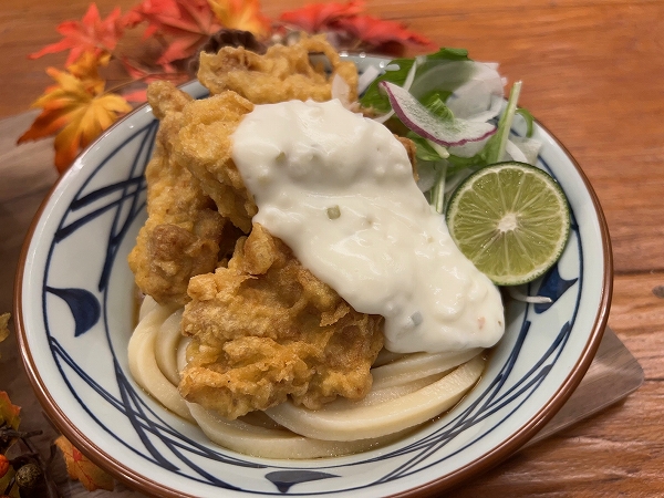 丸亀製麺の「タル鶏天ぶっかけうどん」