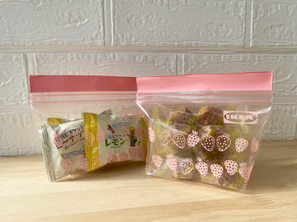 イケア　フリーザーバッグ　お菓子入れに