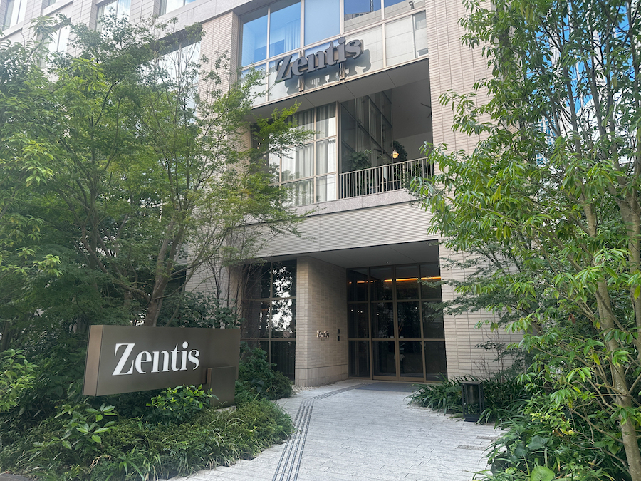 「Zentis Osaka（ゼ