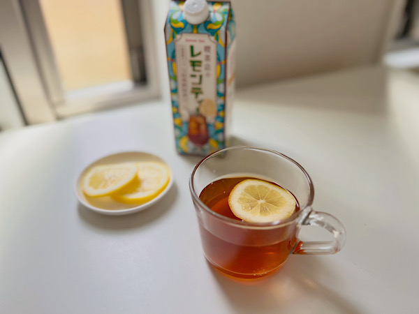 カルディ　喫茶店のアイスティー　ホットで