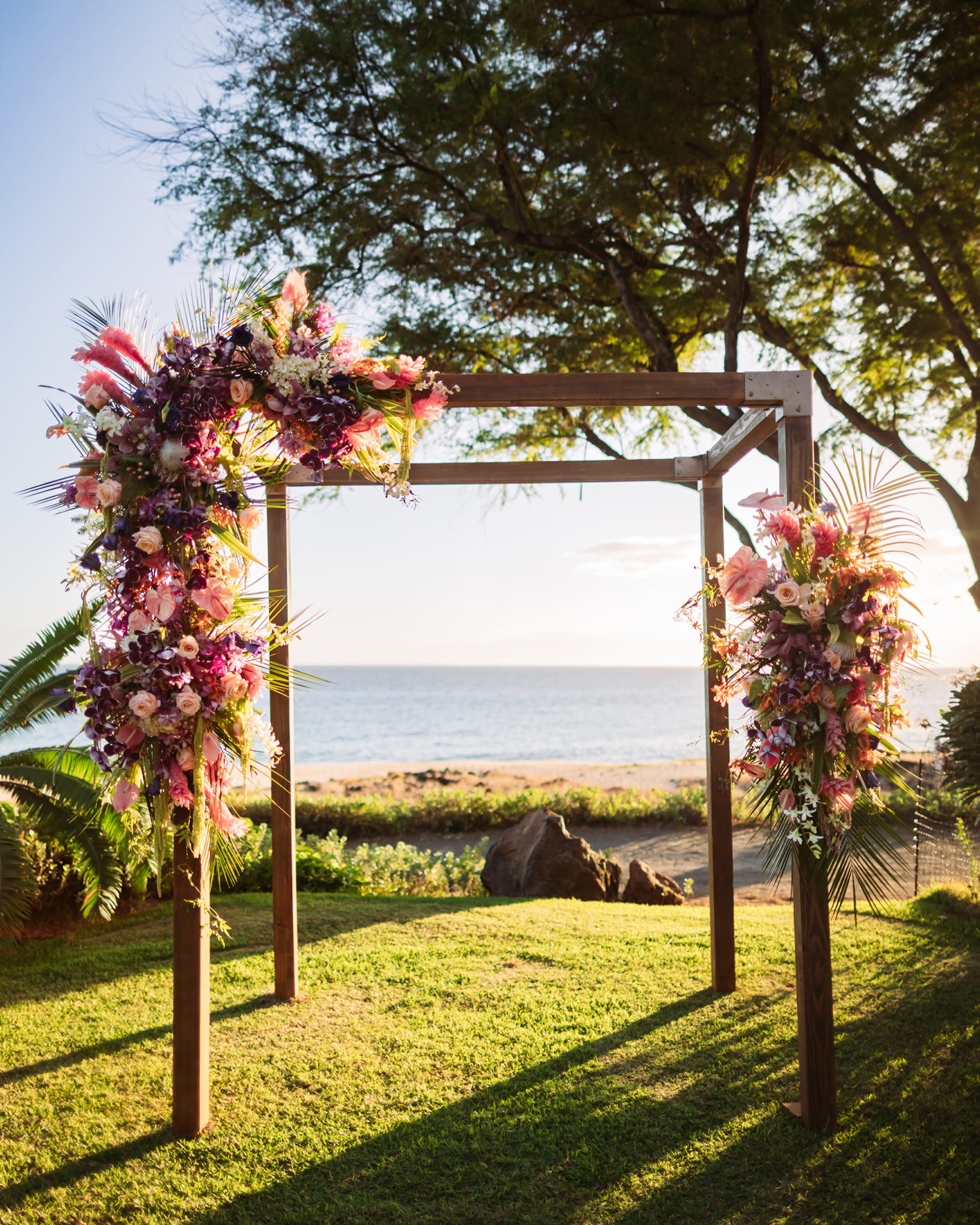 フォーシーズンズ リゾート ラナイのフラワーアーチ