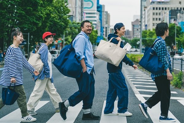 鳥羽シェフのトートバッグはサイズも4サイズ