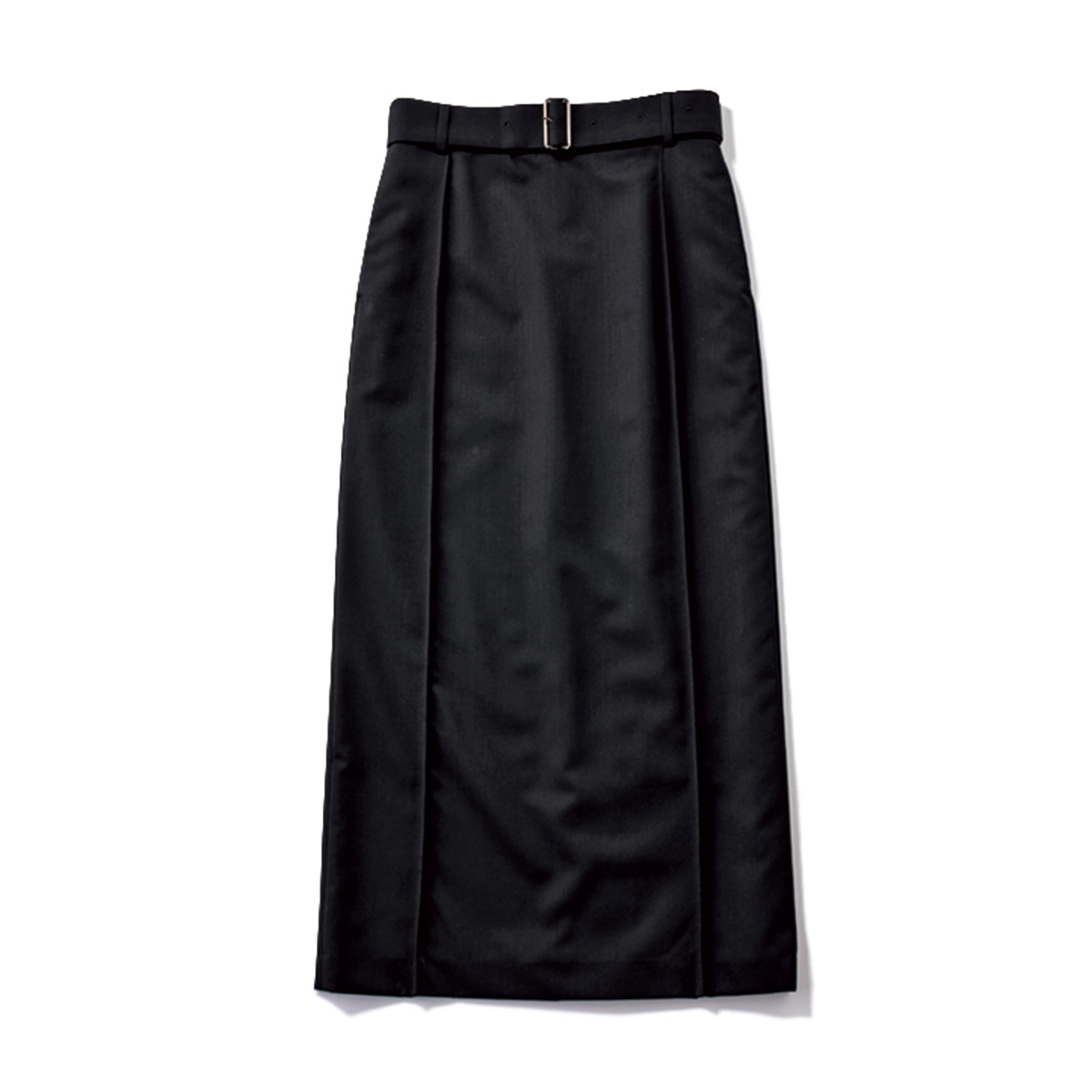 タイトスカート ハンサムな印象ではける黒を選択。ベルト付きデザインで、気になり始めたお腹もさりげなくカバー。￥21,890（ネイヴ／オンワード樫山）