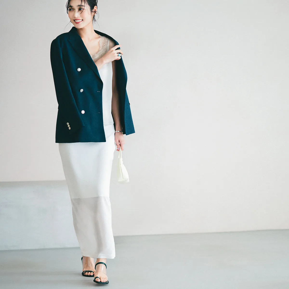 2026/08/longskirt2626-1.webp