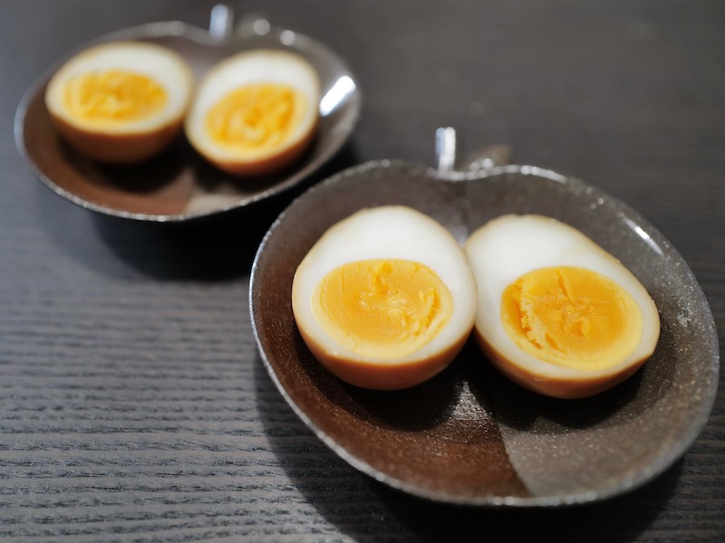 【材料】 卵　４個 水　大さじ